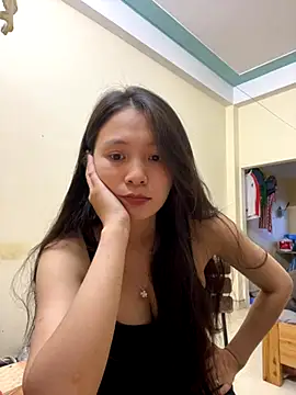 Snapshot of Aghenh chatting on 10.02.25 Aghenh online show from 10.02.25