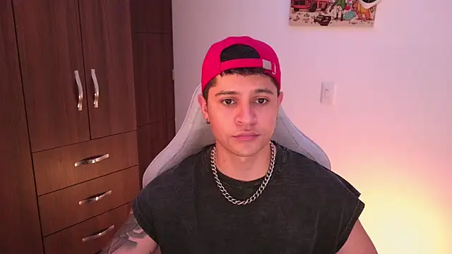 domsantiago  online show from 11.07.25