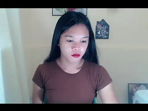 Snapshot of liannexfuckdoll chatting on 05.14.26 liannexfuckdoll online show from 05.14.26
