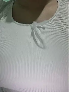 Shiny Babe online show from 06.06.26
