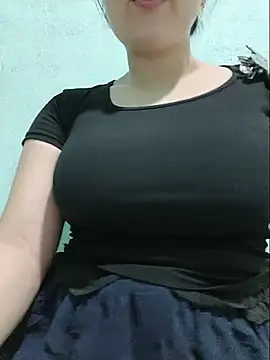 Snapshot of Shiny_Babe chatting on 07.22.26 Shiny Babe online show from 07.22.26