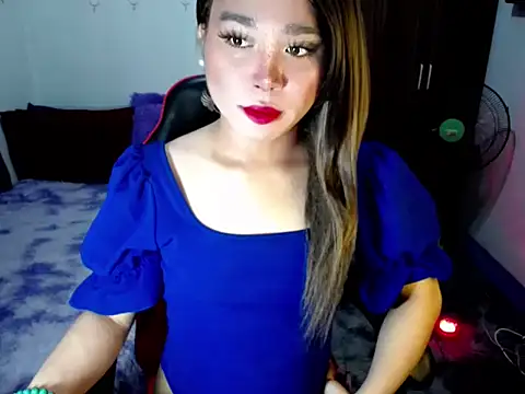 Urassiansweetcummer online show from 12.19.25