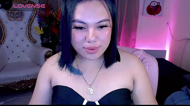 Snapshot of crazyfucker2001 chatting on 10.19.25 crazyfucker2001 online show from 10.19.25