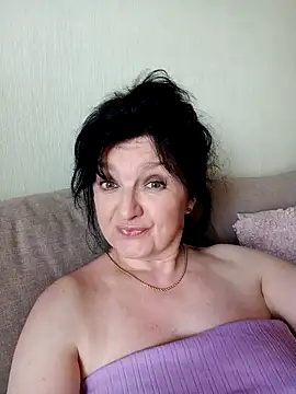 Snapshot of MilaSky4701 chatting on 06.27.26 MilaSky4701 online show from 06.27.26