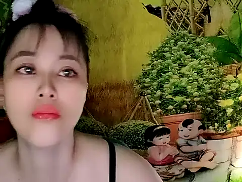 emgaixinhngoan online show from 12.20.25