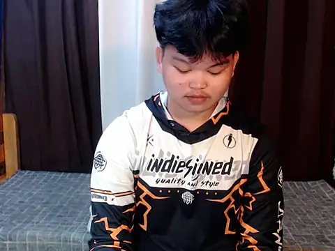 Reynelcock online show from 03.28.26