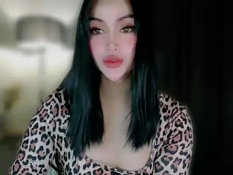 Snapshot of anna_lala7 chatting on 09.30.25 anna lala7 online show from 09.30.25