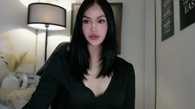 anna lala7 online show from 10.31.25