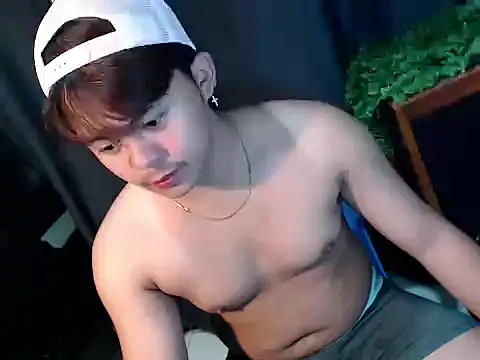 Snapshot of urguy_toshi chatting on 05.02.26 urguy toshi online show from 05.02.26