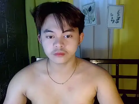 Snapshot of urguy_toshi chatting on 05.11.26 urguy toshi online show from 05.11.26