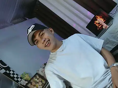 Snapshot of urhot_chany chatting on 07.06.26 urhot chany online show from 07.06.26