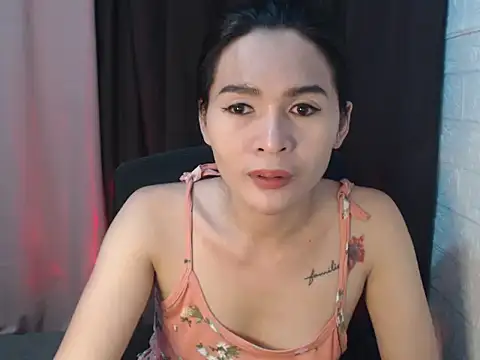Snapshot of sweetsasha68 chatting on 06.03.26 sweetsasha68 online show from 06.03.26