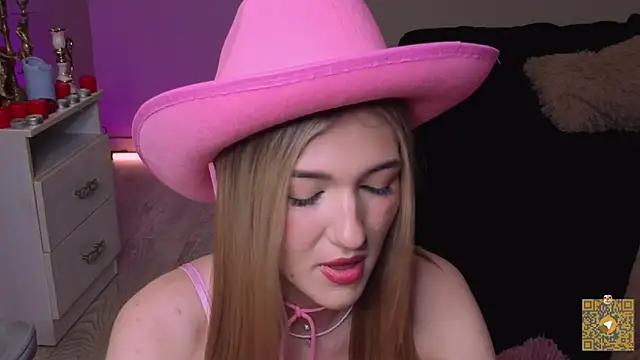 BeatrixGummer online show from 10.23.25