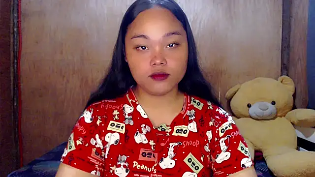 Snapshot of _Lylia chatting on 09.24.25 Lylia online show from 09.24.25