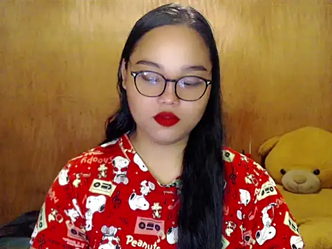  Lylia online show from 11.12.25