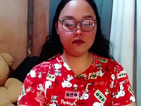  Lylia online show from 12.05.25