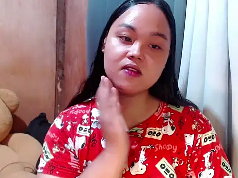  Lylia online show from 12.17.25