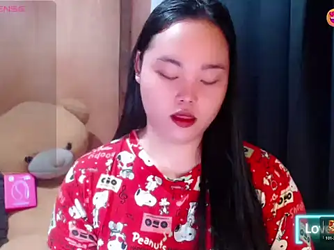 Snapshot of _Lylia chatting on 06.28.26 Lylia online show from 06.28.26