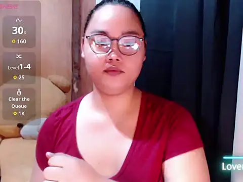 Snapshot of _Lylia chatting on 07.21.26 Lylia online show from 07.21.26