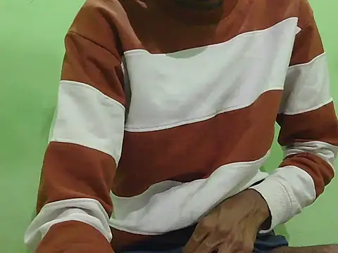 Snapshot of rockyy23boy chatting on 11.04.25 rockyy23boy online show from 11.04.25