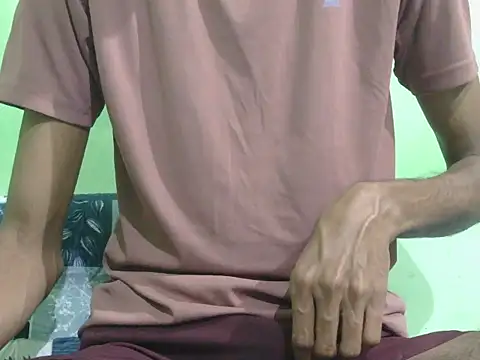 Snapshot of rockyy23boy chatting on 12.14.25 rockyy23boy online show from 12.14.25