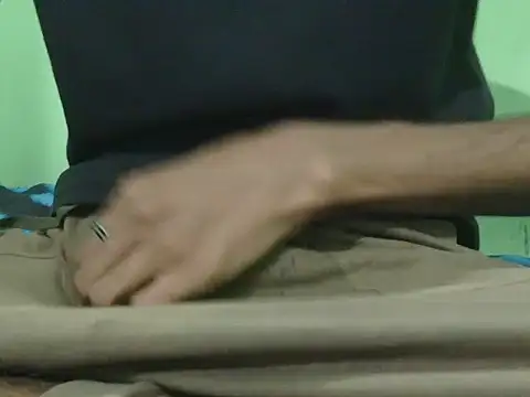 rockyy23boy online show from 12.18.25