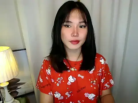 Snapshot of Ricaliciuos chatting on 06.28.26 Ricaliciuos online show from 06.28.26
