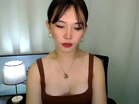 Snapshot of Ricaliciuos chatting on 07.17.26 Ricaliciuos online show from 07.17.26