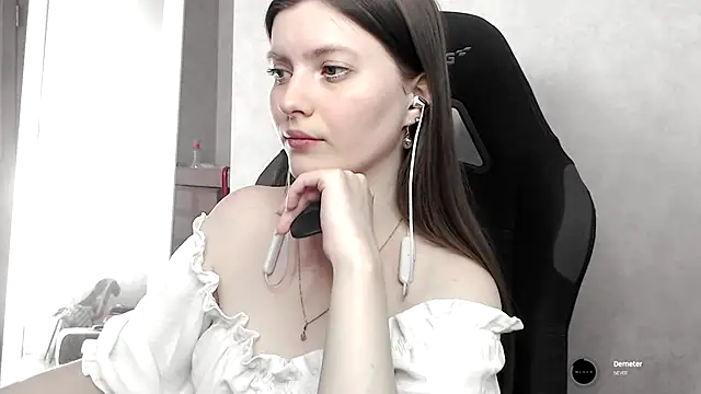 cute elfy  online show from 09.12.25