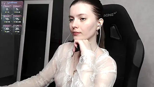 cute elfy  online show from 09.27.25