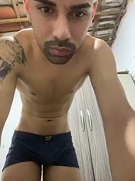 Snapshot of PhrenicUsurer chatting on 09.18.25 PhrenicUsurer online show from 09.18.25