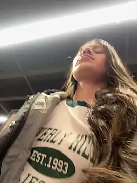 Isabella21  online show from 02.12.26