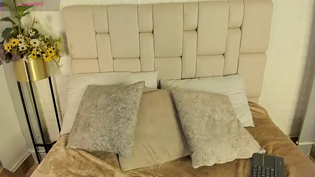 estefanyy  online show from 03.21.26