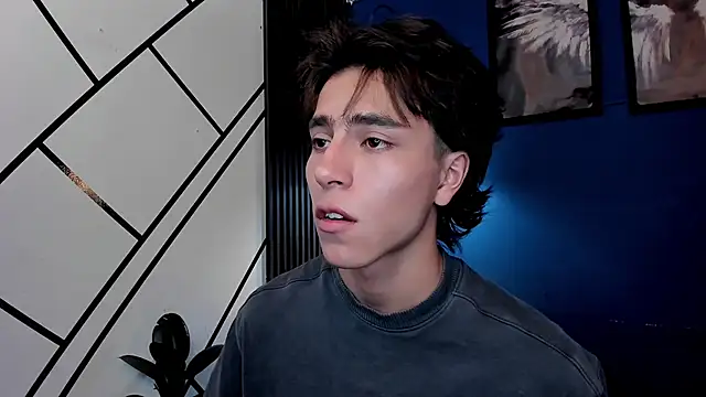 Christopher 77 online show from 12.16.25