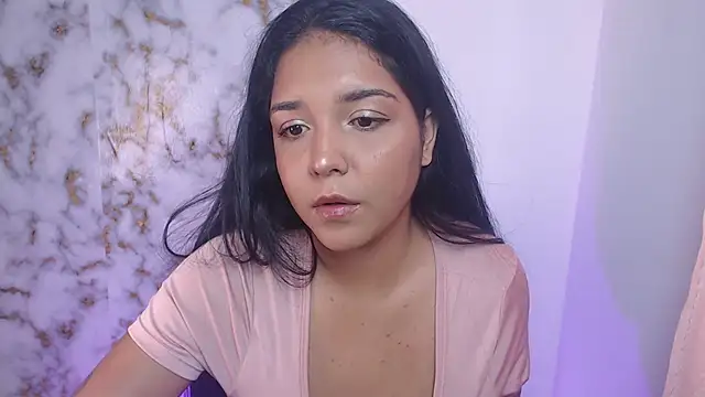 Snapshot of lincy_honeyy chatting on 05.28.26 lincy honeyy online show from 05.28.26