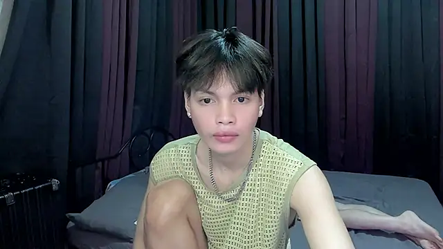 Snapshot of hotfreshdior chatting on 12.02.25 hotfreshdior online show from 12.02.25