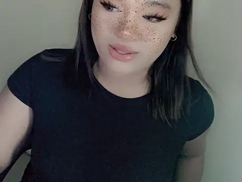 Snapshot of itsmeyourgirlfucker chatting on 10.07.25 itsmeyourgirlfucker online show from 10.07.25