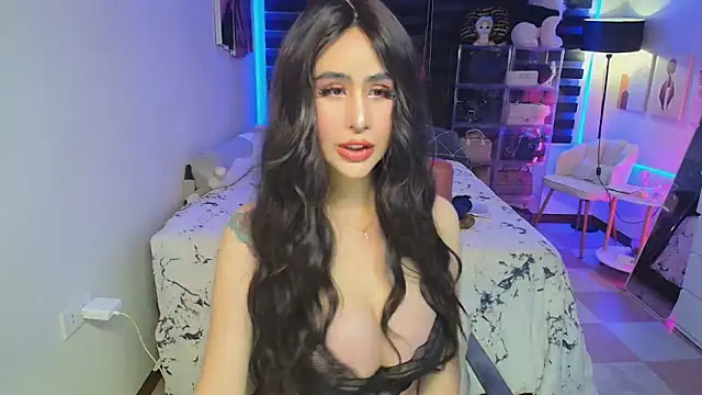 Snapshot of XhotcockcumXts chatting on 10.28.25 XhotcockcumXts online show from 10.28.25