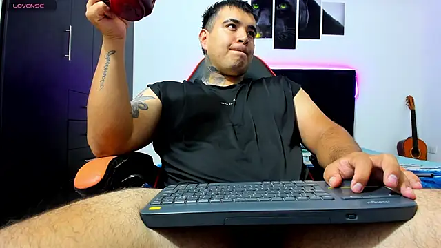 Snapshot of thiago__cp01 chatting on 06.20.26 thiago cp01 online show from 06.20.26