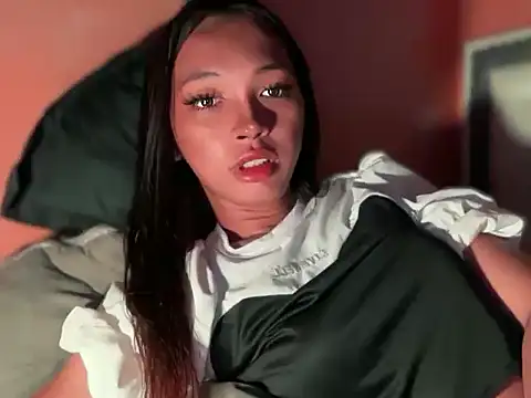 Simi Ipit online show from 03.21.26