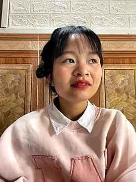 Daisy018 online show from 10.31.25