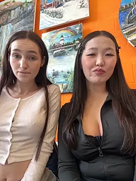 SnappyHappy online show from 10.20.25