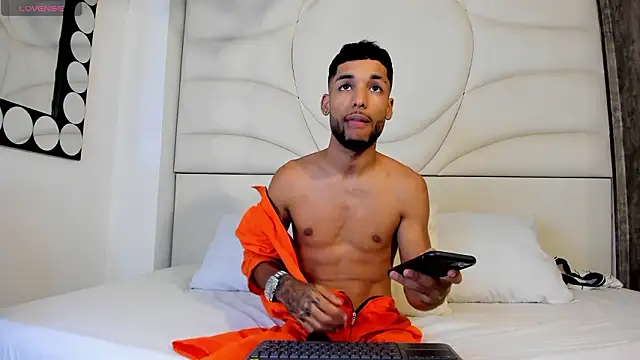 Thiagoferreti online show from 02.04.26