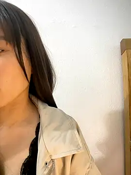 Lucy217 online show from 11.18.25