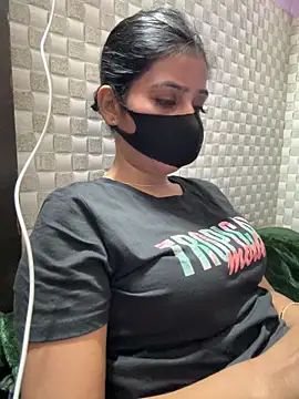 Snapshot of Hot_Jaanvi_ chatting on 04.30.26 Hot Jaanvi online show from 04.30.26