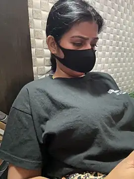 Snapshot of Hot_Jaanvi_ chatting on 05.02.26 Hot Jaanvi online show from 05.02.26