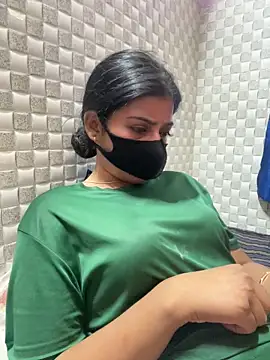 Snapshot of Hot_Jaanvi_ chatting on 05.11.26 Hot Jaanvi online show from 05.11.26