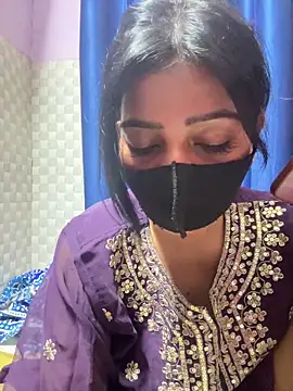 Snapshot of Hot_Jaanvi_ chatting on 05.20.26 Hot Jaanvi online show from 05.20.26