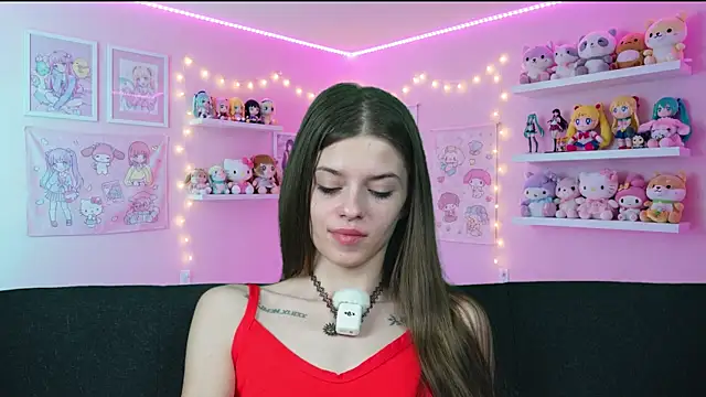 sukie spooky online show from 04.04.26