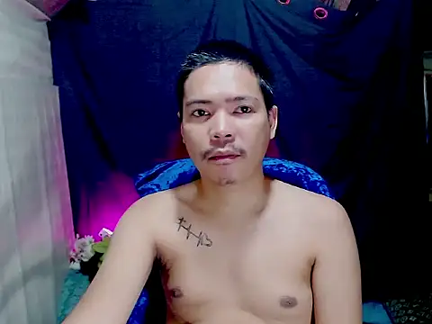 MANIACasianX online show from 11.28.25